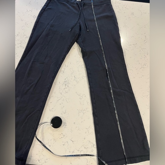 GAP Comfy Black Flare Sweatpants Yoga Pants with Drawstring Waist Size Small - Picture 6 of 9